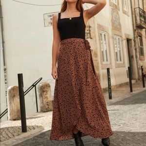 Wrap around skirt